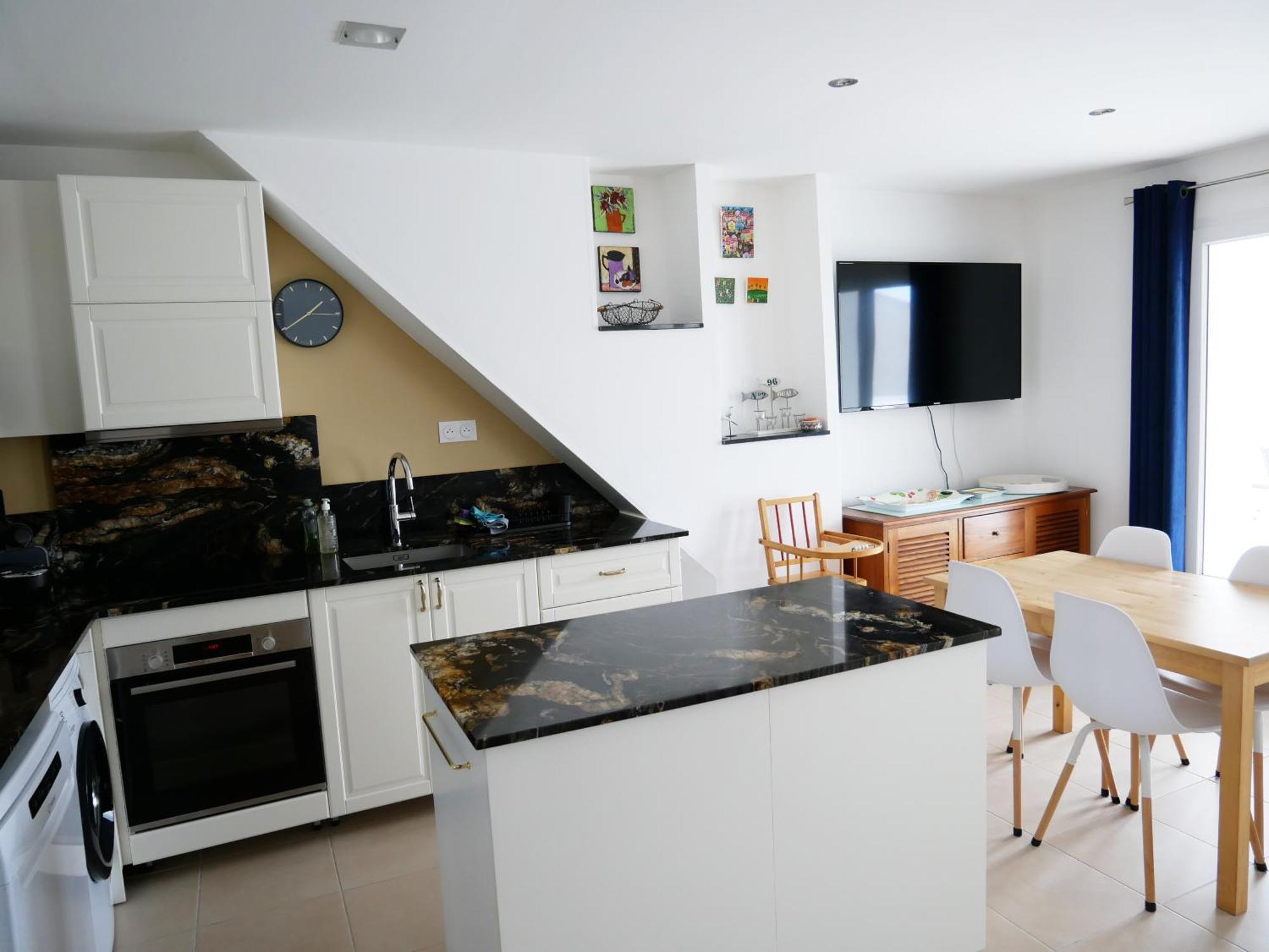Right By The Sea • Les Embruns Apartment Martigues